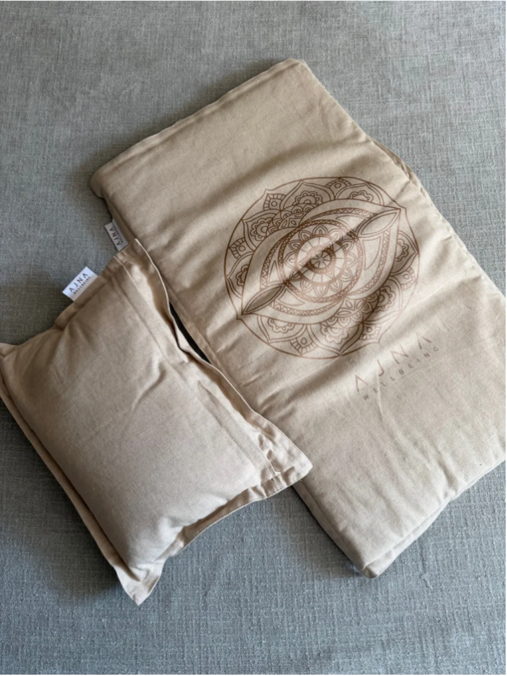 Anja Acupressure Mat and Pillow Natural Organic Linen Cotton with carrying bag